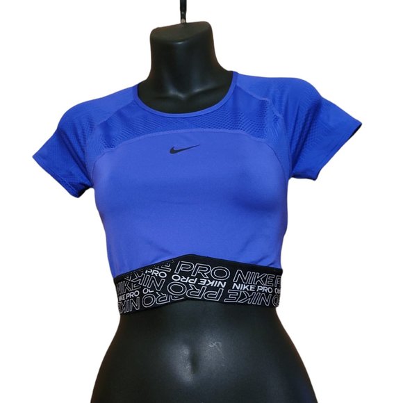 Nike Tops - Nike Crop Tee Shirt